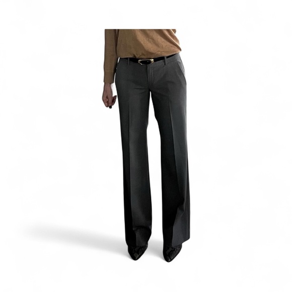 NWT- Theory flared leg pant, low rise, Emery Light Heather gray, Size 6 - Picture 5 of 6